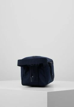 Lacoste NEOCROC - Trousse De Toilette - Peacoat -Lacoste Soldes Magasin 04fef148dd8c491c8db22e910d5e45eb