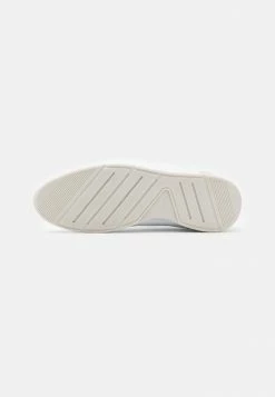 Lacoste MENERVA SPORT - Baskets Basses - White -Lacoste Soldes Magasin 11543c53df494f94824ed4d262ac418f