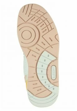 Lacoste Baskets Basses - White 11 Lacoste Baskets Basses - White -Lacoste Soldes Magasin 1162c7835a294eac9772983fa71a8316