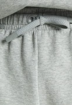 Lacoste EXCLUSIVE - Short - Silver Chine -Lacoste Soldes Magasin 13ee768eb886483d93d48ce124b755df