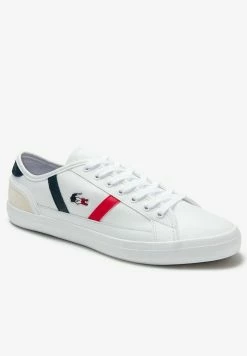 Lacoste Baskets Basses - Wht/nvy/red 7 Lacoste Baskets Basses - Wht/nvy/red -Lacoste Soldes Magasin 144ba11e7e444ddeb192af611f16cfcb