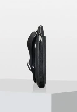 Lacoste CHANTACO - Sacoche D'appareil Photo - Black -Lacoste Soldes Magasin 1cd7fcc79e614e3f8310fcd43a20d744