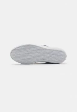 Lacoste LEROND - Baskets Basses - White/navy/red 10 Lacoste LEROND - Baskets Basses - White/navy/red -Lacoste Soldes Magasin 1f2c9ff66dd34e7092c65c9a282d8cec