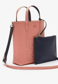 Lacoste Cabas - Overplay Zoom Elfe Marine -Lacoste Soldes Magasin 1f551c89fa5742a9ac98e42b8d2cc6ac