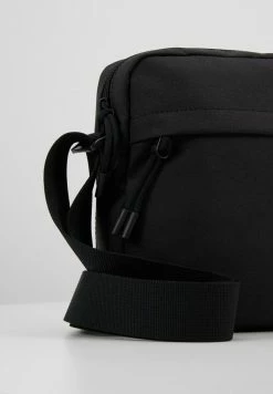Lacoste NEOCROC - Sac Bandoulière - Black -Lacoste Soldes Magasin 208f924d7b8c4254b55e04e0c34eeb61