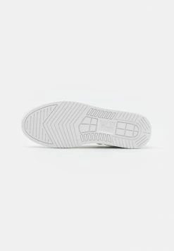 Lacoste L001 - Baskets Basses - White/offwhite -Lacoste Soldes Magasin 233c454a5e5b435a91a74b0306f2224d
