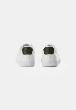 Lacoste Baskets Basses - Wht/khk -Lacoste Soldes Magasin 23dc22f4dc9545a0b21605deb84cce73