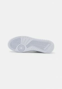 Lacoste Baskets Basses - White/light Pink -Lacoste Soldes Magasin 2aefd1aecd3e47c1b4468b368032b743