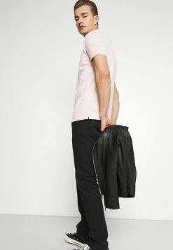 Lacoste Polo - Nidus -Lacoste Soldes Magasin 2be6f52f20b249738a83fa6199fe4d30