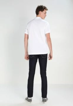 Lacoste Polo - White 7 Lacoste Polo - White -Lacoste Soldes Magasin 2c28b65b8ffe41b2905d9e066b0aaab8