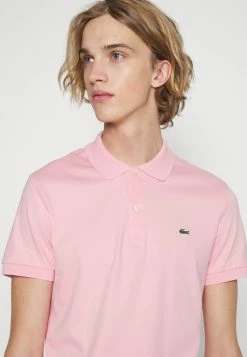 Lacoste Polo - Lotus -Lacoste Soldes Magasin 2ea827a2c4974e18b0e6bf7149ef9c11