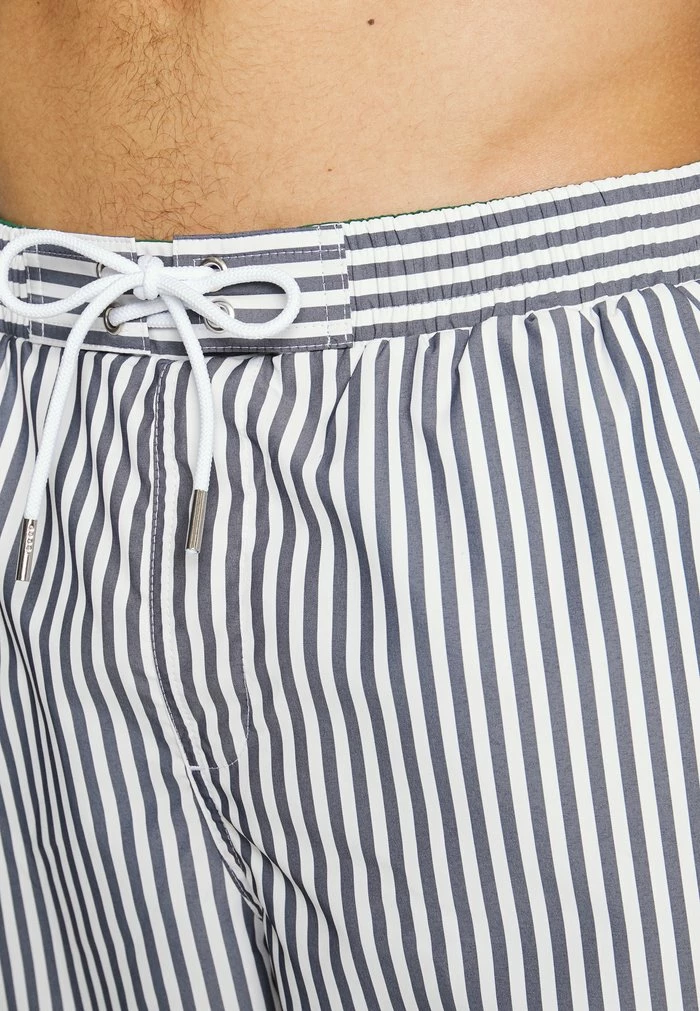 Lacoste Short De Bain - Navy Blue/flour 6 Lacoste Short De Bain - Navy Blue/flour – Image 6