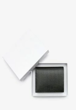 Lacoste Portefeuille - Noir -Lacoste Soldes Magasin 3532b2484c044455a3012844cb1d1cf9