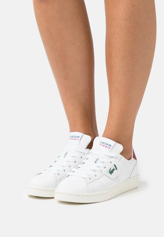 Lacoste MASTERS CLASSIC - Baskets Basses - White/burgundy 1 Lacoste MASTERS CLASSIC - Baskets Basses - White/burgundy