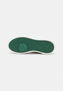 Lacoste Baskets Basses - White/purple -Lacoste Soldes Magasin 3ac2802233a944a3807cb1b634fb5983