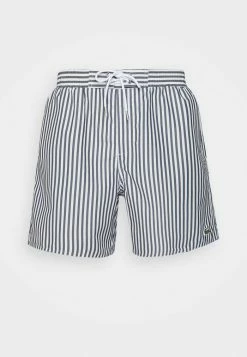Lacoste Short De Bain - Navy Blue/flour 10 Lacoste Short De Bain - Navy Blue/flour -Lacoste Soldes Magasin 3dbdc96521064dfd89b240204c6438ba