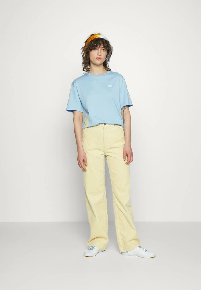 Lacoste EXCLUSIVE - T-shirt Imprimé - Light Blue 2 Lacoste EXCLUSIVE - T-shirt Imprimé - Light Blue – Image 2