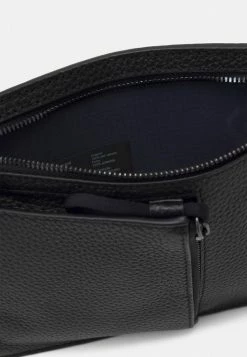Lacoste SOFT MATE - Sac Bandoulière - Black -Lacoste Soldes Magasin 4aae1fdd2e3d4e9ba2812625426cb09f