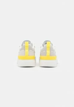 Lacoste Baskets Basses - White/yellow -Lacoste Soldes Magasin 4c177154ce594d5880682e076443e381