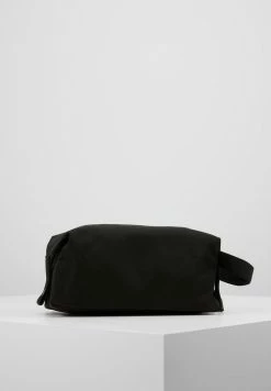 Lacoste NEOCROC - Trousse De Toilette - Black 9 Lacoste NEOCROC - Trousse De Toilette - Black -Lacoste Soldes Magasin 4c87ffda95cf4f3fbe9b8aff0dc4ba88