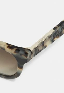 Lacoste Lunettes De Soleil - Havana -Lacoste Soldes Magasin 505fb6ed673a40a3909a35c07bff76be