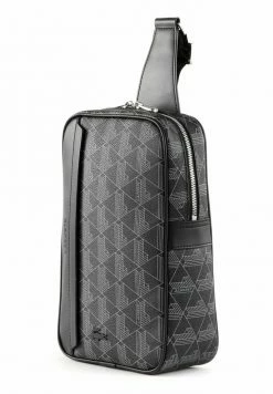 Lacoste THE BLEND - Sac Bandoulière - Allover Monogram Noir/ Gris -Lacoste Soldes Magasin 52b33f26b58d428384da6e82db82aaac