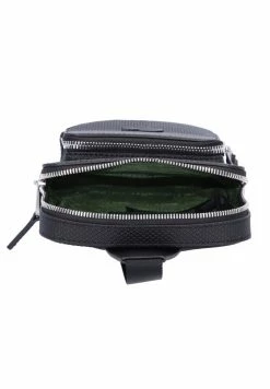 Lacoste CHANTACO - Sac Bandoulière - Noir -Lacoste Soldes Magasin 58e700d82f5f4a4c9c6f67cffc8f786f