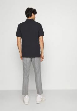 Lacoste Polo - Bleu Marine 8 Lacoste Polo - Bleu Marine -Lacoste Soldes Magasin 5e0020c6b6a5462bada5c6e62d644df9