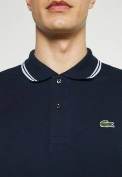 Lacoste Polo - Navy Blue/white 10 Lacoste Polo - Navy Blue/white -Lacoste Soldes Magasin 6120c301fbaa4a69b19ba645a688bef4
