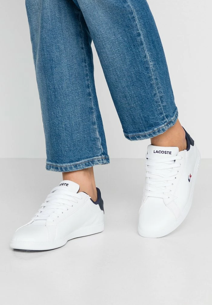 Lacoste GRADUATE - Baskets Basses - White/navy/red 1 Lacoste GRADUATE - Baskets Basses - White/navy/red