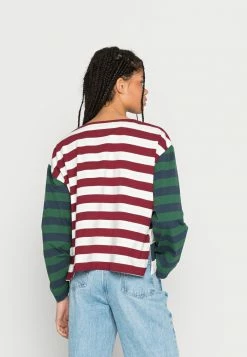 Lacoste T-shirt à Manches Longues - Multi Coloured 7 Lacoste T-shirt à Manches Longues - Multi Coloured -Lacoste Soldes Magasin 657aaf4a92ed4a409fb5c23cd351804a