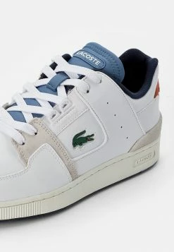 Lacoste COURT CAGE - Baskets Basses - Wht/blu 11 Lacoste COURT CAGE - Baskets Basses - Wht/blu -Lacoste Soldes Magasin 6657cd5bc87e4269a8640737f3f3df72