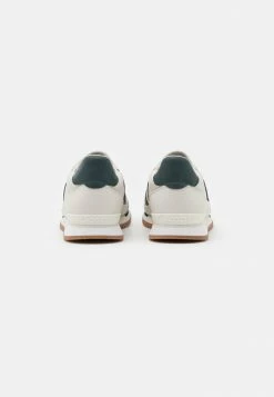 Lacoste PARTNER RETRO - Baskets Basses - Offwhite/dark Green 9 Lacoste PARTNER RETRO - Baskets Basses - Offwhite/dark Green -Lacoste Soldes Magasin 6da6bff035614d15a758fa753b2b690b