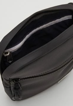 Lacoste UNISEX - Sac Bandoulière - Noir -Lacoste Soldes Magasin 7196e4eb32ec414faf2d75be9a85144e