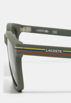 Lacoste Lunettes De Soleil - Matte Green -Lacoste Soldes Magasin 7aaa8a795a2a4d418d4786ead51ad56c