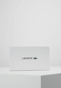 Lacoste Portefeuille - Peacoat -Lacoste Soldes Magasin 7cfb3276f3844869945c37066e6f43d3