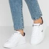 Lacoste CARNABY EVO - Baskets Basses - White/navy/red