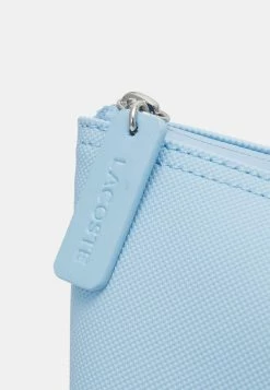 Lacoste Cabas - Nidus Blanc Pano -Lacoste Soldes Magasin 8d6a53e68cf1446fabb8ed80c37cd841