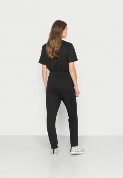 Lacoste EXCLUSIVE - Pantalon De Survêtement - Black -Lacoste Soldes Magasin 8f26f2af8531417dbdbce9b9fb6034c5