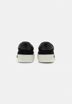 Lacoste Baskets Basses - Black/white -Lacoste Soldes Magasin 93f087a8c37f4a64ac83a8ae7c5bd8dd