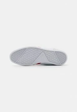 Lacoste GIRON - Baskets Basses - White/red -Lacoste Soldes Magasin 94dcf2809bb74d4688111a9a689f53cf
