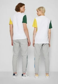 Lacoste UNISEX - T-shirt Imprimé - White/green Broom 10 Lacoste UNISEX - T-shirt Imprimé - White/green Broom -Lacoste Soldes Magasin 95db62cd12ea424ea8cd5a509a1500bb