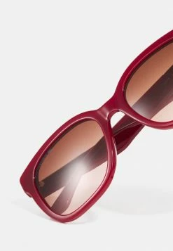 Lacoste Lunettes De Soleil - Opalin Burgundy -Lacoste Soldes Magasin 9b06e904fb3b450d8625569750f7e42f