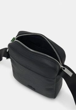Lacoste Sac Bandoulière - Black -Lacoste Soldes Magasin 9b49e93b4d64414793538dfd923ce6b6