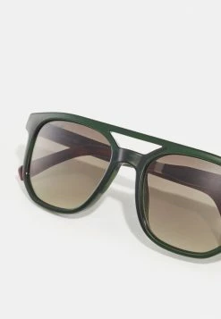 Lacoste Lunettes De Soleil - Green -Lacoste Soldes Magasin a0f80e9b03c04f24a3bc276c0ba9bdf2