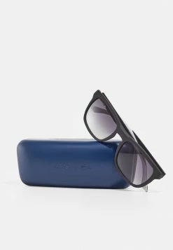 Lacoste Lunettes De Soleil - Matte Black -Lacoste Soldes Magasin a4b5b78ebb754da5b591d0484b1b585f