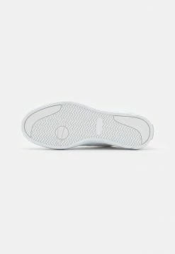 Lacoste GRIPSHOT - Baskets Basses - White -Lacoste Soldes Magasin a5ed8c94a25a4595932c9cdafd4fccda