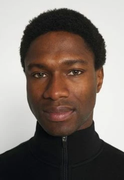 Lacoste Sweat à Capuche Zippé - Black 13 Lacoste Sweat à Capuche Zippé - Black -Lacoste Soldes Magasin a6c816bb55324d6594525675766ddbd3