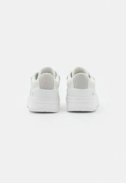 Lacoste Baskets Basses - White/offwhite -Lacoste Soldes Magasin a80b339582d9408eb2f2611da690d972