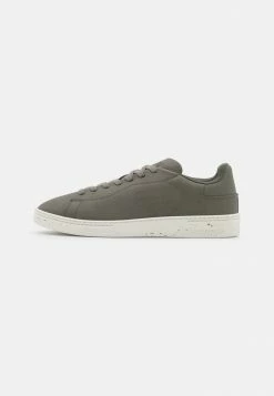 Lacoste COURT - Baskets Basses - Khaki/offwhite